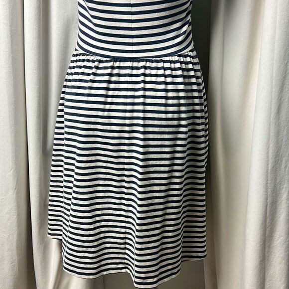 Old Navy Blue and White Nautical Sleeveless Fit and Flare Knee Length Dress - Picture 6 of 8